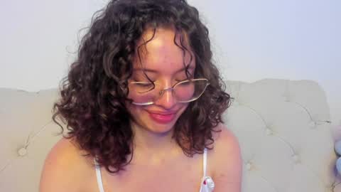 Maria online show from 01-22-25, 01:32