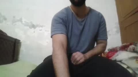 Snapshot of its_me_2323 chatting on 01-30-25, 08:32 its_me_2323 online show from 01-30-25, 08:32