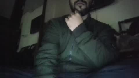 Snapshot of its_me_2323 chatting on 10-10-25, 01:37 its_me_2323 online show from 10-10-25, 01:37