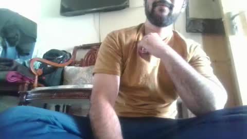 Snapshot of its_me_2323 chatting on 10-28-25, 06:17 its_me_2323 online show from 10-28-25, 06:17