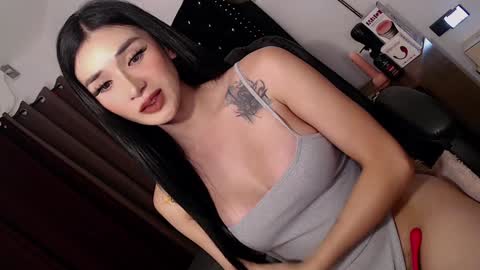 Snapshot of its_me_khalifa chatting on 01-25-25, 06:13 MARIA LABO online show from 01-25-25, 06:13
