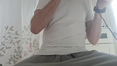 Dutch online show from 03-02-25, 12:32