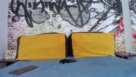 Miley hurtado online show from 12-13-24, 04:49