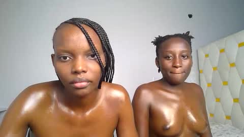 Snapshot of its_metney chatting on 06-05-26, 11:05 Metney online show from 06-05-26, 11:05