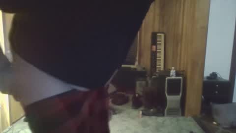 Snapshot of itsanun chatting on 12-30-24, 03:03 MotherMary online show from 12-30-24, 03:03