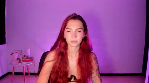 Snapshot of itscamill chatting on 02-21-26, 01:39 camill online show from 02-21-26, 01:39