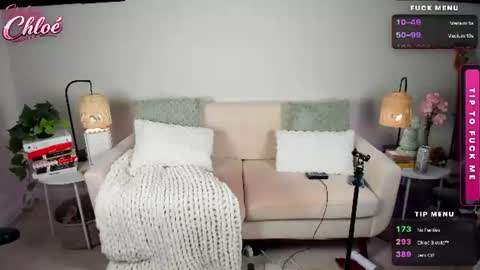 itschloelaurent online show from 08-03-26, 08:56