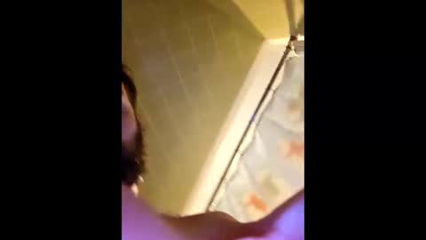 Snapshot of itsdaiton chatting on 11-12-25, 01:22 Daiton online show from 11-12-25, 01:22