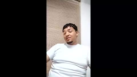 Snapshot of itsdavidx chatting on 04-19-26, 06:24 David online show from 04-19-26, 06:24