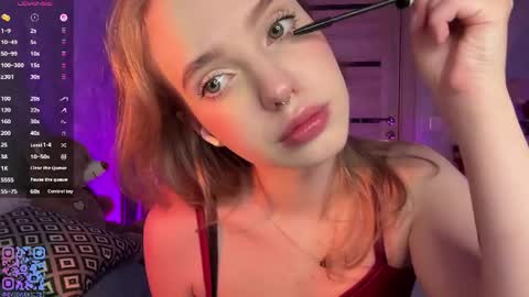 Snapshot of itsevedarkside_ chatting on 06-23-26, 05:49 Eva online show from 06-23-26, 05:49