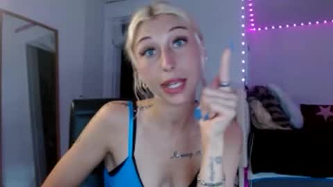 Snapshot of itsirelandbby chatting on 04-14-26, 06:14 itsirelandbby online show from 04-14-26, 06:14