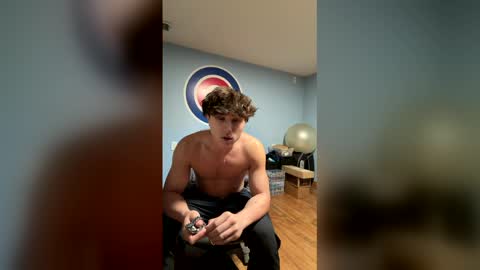 Snapshot of itsleoblaze chatting on 03-25-26, 12:38 itsleoblaze online show from 03-25-26, 12:38