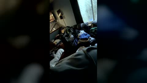 Snapshot of itsleoblaze chatting on 03-26-26, 08:25 itsleoblaze online show from 03-26-26, 08:25