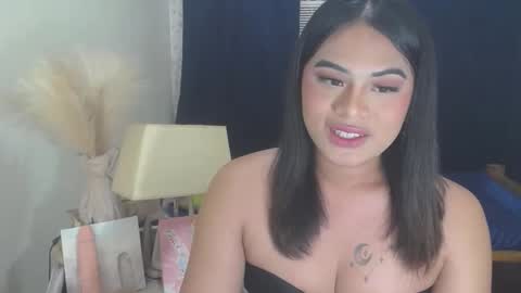 Snapshot of itsme_jazzy chatting on 10-28-25, 08:33 JAZ online show from 10-28-25, 08:33