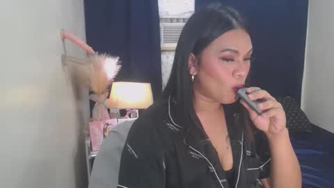 Snapshot of itsme_jazzy chatting on 11-04-25, 01:48 JAZ online show from 11-04-25, 01:48