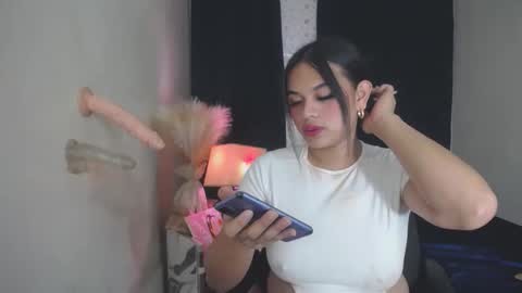 Snapshot of itsme_jazzy chatting on 11-12-25, 09:10 JAZ online show from 11-12-25, 09:10