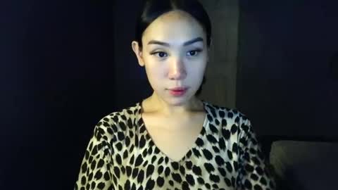 itsmehotqueen online show from 06-18-26, 10:19