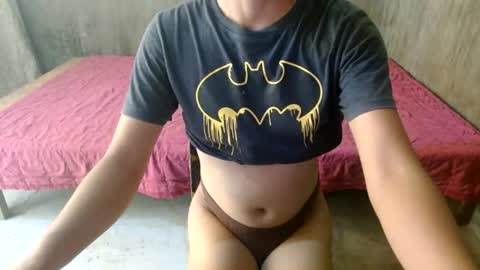 itsmelily05 online show from 07-09-26, 02:59