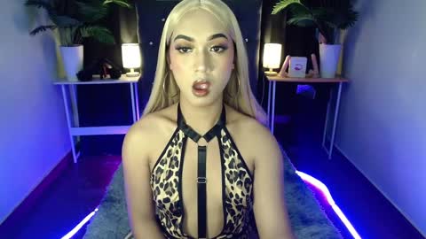 Snapshot of itsmesofiaa69 chatting on 09-16-25, 07:48 Sofia online show from 09-16-25, 07:48