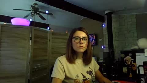 ItsMeSophie X online show from 10-13-25, 04:40