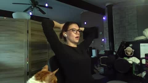 ItsMeSophie X online show from 10-24-25, 04:03