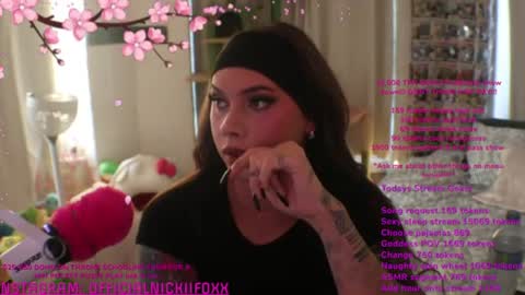 Snapshot of itsnickibabyy chatting on 08-08-26, 02:57 Nicki Foxx online show from 08-08-26, 02:57