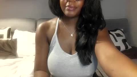 Snapshot of itstaliarose chatting on 04-02-26, 01:47 Talia online show from 04-02-26, 01:47