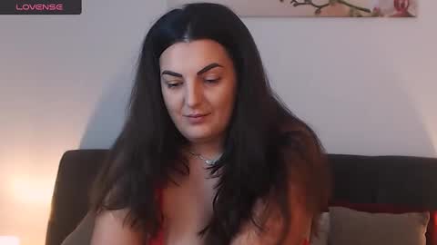 Melissa Khaan online show from 12-11-24, 08:26