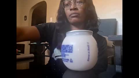 itty_bitty93 online show from 11-17-25, 08:58