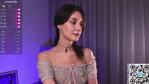 Kira online show from 11-24-25, 11:32