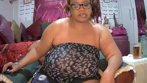 itumeleng74 online show from 02-08-26, 04:21