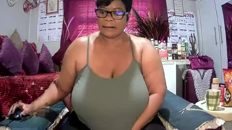 itumeleng74 online show from 08-05-26, 07:00