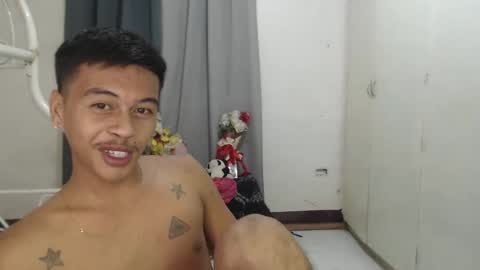 Jhonfred online show from 05-12-26, 03:31