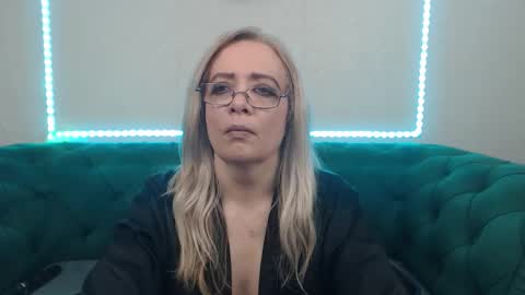 ivanacharm online show from 01-19-26, 04:49