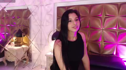 Snapshot of ivanawatson chatting on 03-06-25, 11:53 IvanaWatson online show from 03-06-25, 11:53