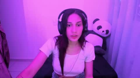 Snapshot of ivanna_essis chatting on 02-25-25, 11:22 ivanna_essis online show from 02-25-25, 11:22
