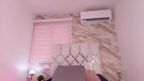 Snapshot of ivanna_vega_ chatting on 03-12-26, 07:53 ivanna online show from 03-12-26, 07:53