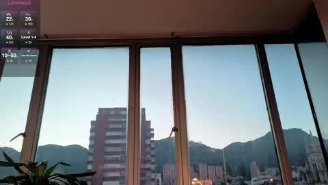 Ivanna West online show from 10-23-25, 10:47