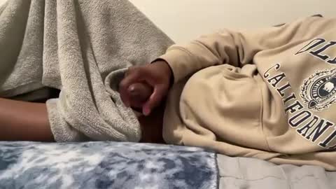 Snapshot of iversoncoreia chatting on 02-28-25, 01:58 iverson online show from 02-28-25, 01:58