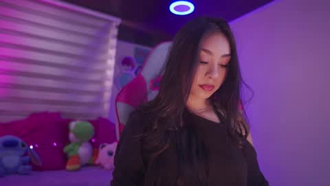 iveet  online show from 11-05-25, 01:55