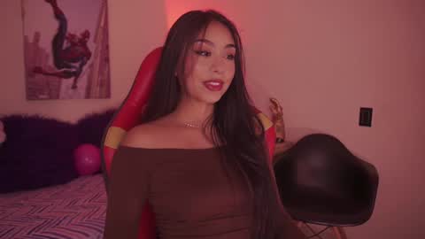 iveet  online show from 11-26-25, 05:19