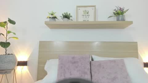 I V E T T E online show from 02-12-26, 12:33