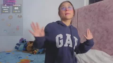 I V E T T E online show from 06-23-26, 12:41