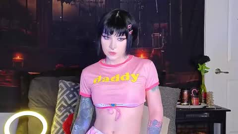 Ivey and James online show from 11-26-25, 10:11