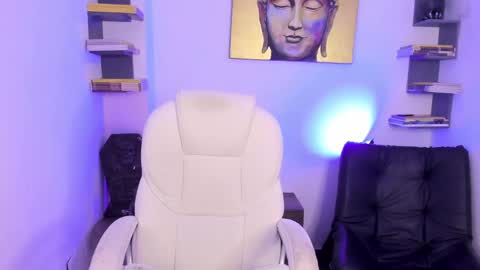 Ivonne  online show from 10-22-25, 12:05