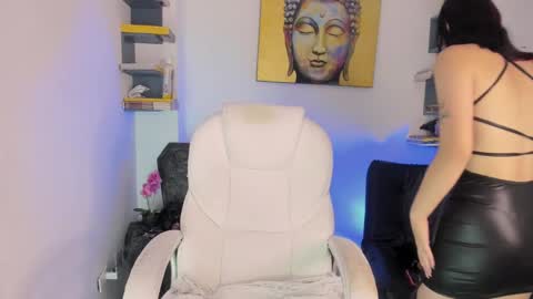 Ivonne  online show from 10-29-25, 12:40