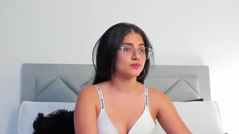 Ivonne Lennox online show from 02-03-25, 02:36
