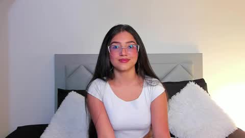 Ivonne Lennox online show from 03-07-25, 06:43
