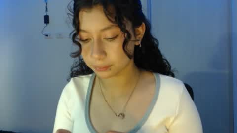 Snapshot of ivonny111 chatting on 10-24-25, 03:30 ivonny111 online show from 10-24-25, 03:30