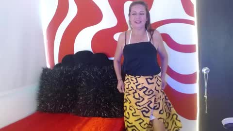 Snapshot of ivory_mistress chatting on 05-27-26, 01:30 ivory_mistress online show from 05-27-26, 01:30